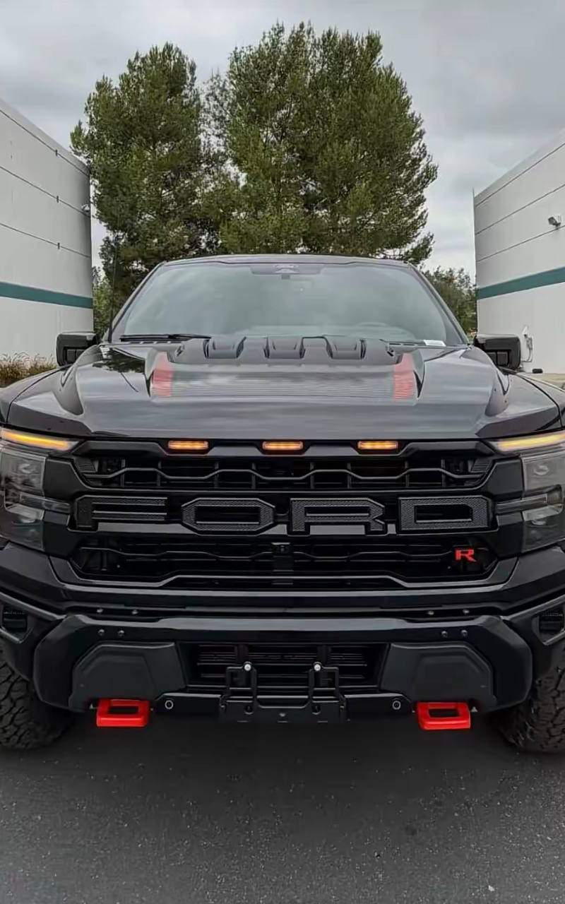 2026 Ford F-150 Raptor R 2
