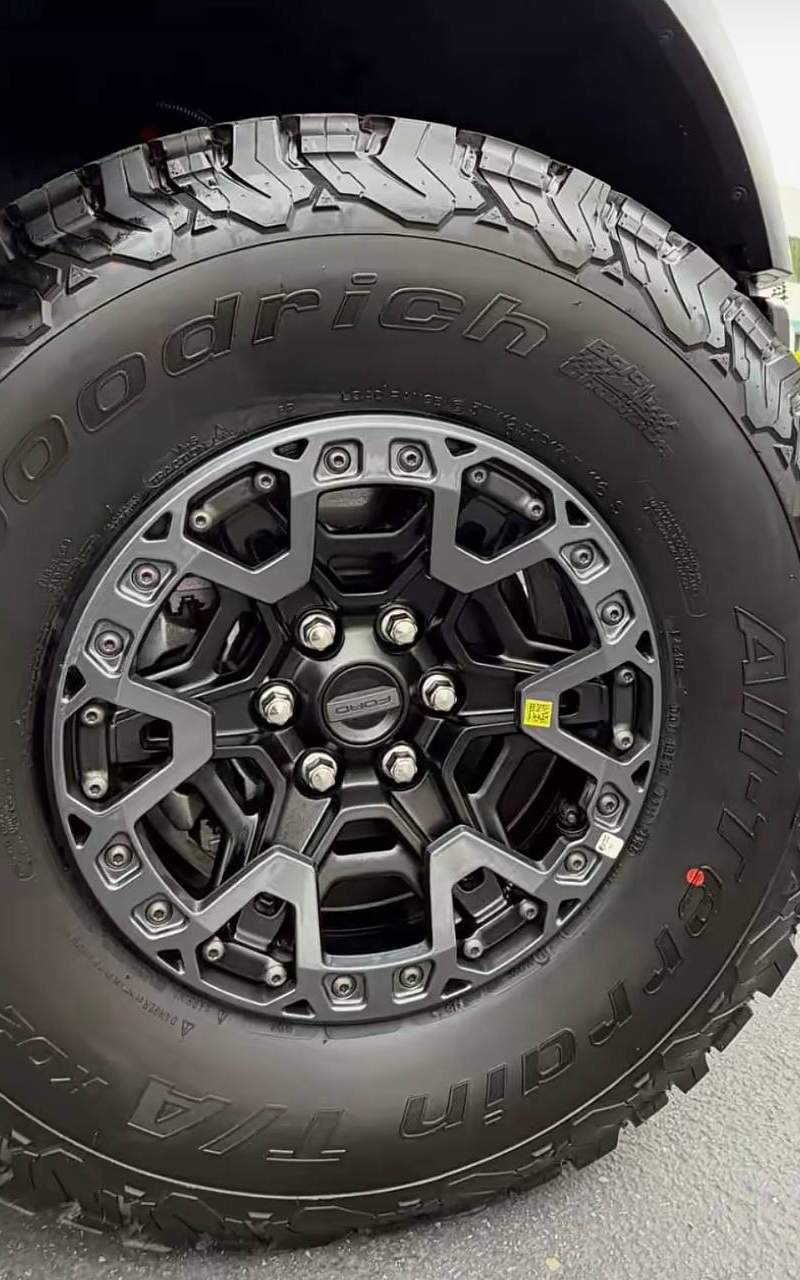 2026 Ford F-150 Raptor R 5