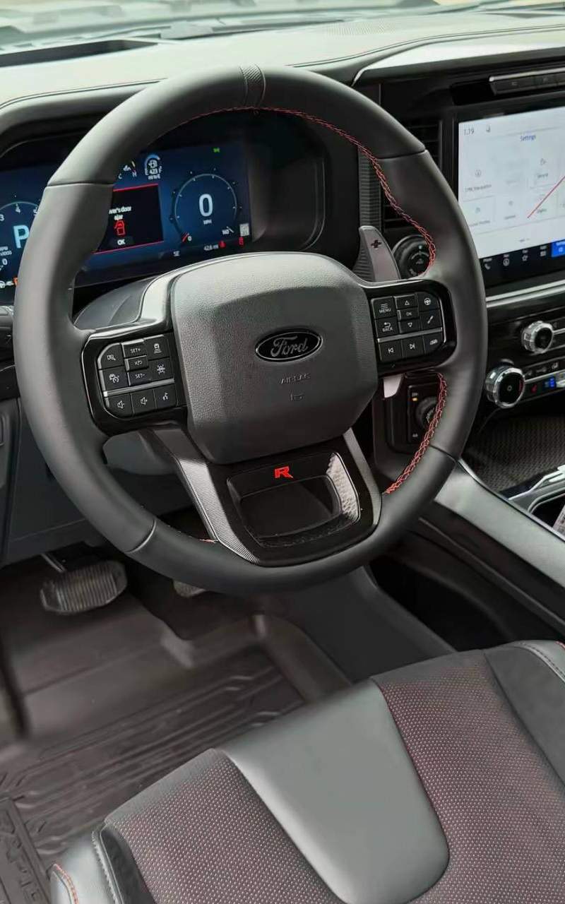 2026 Ford F-150 Raptor R 10