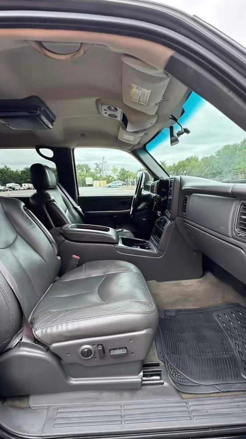 2006 Chevrolet Silverado 2500HD LT3 LBZ Duramax 11