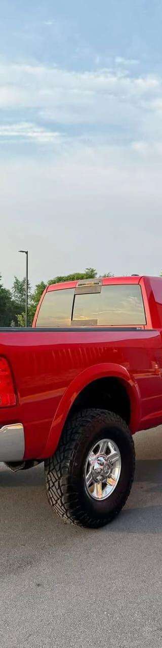 2011 Ram 3500 Laramie mega cab thumbnail 2