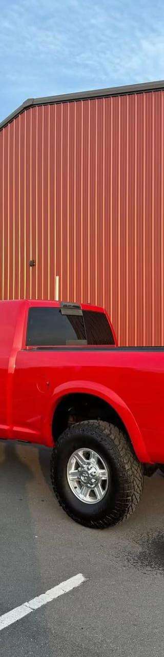2011 Ram 3500 Laramie mega cab thumbnail 3