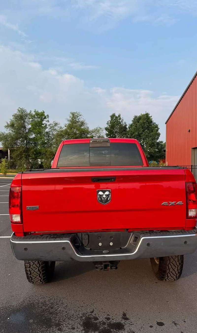 2011 Ram 3500 Laramie mega cab 5