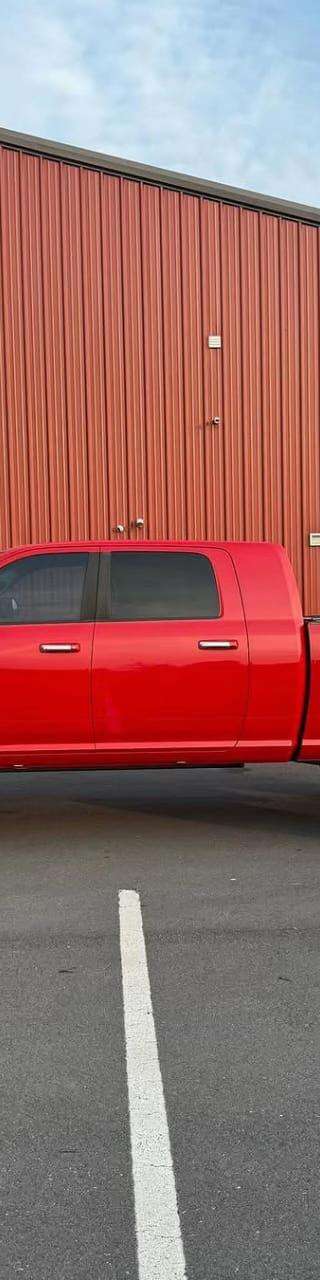 2011 Ram 3500 Laramie mega cab thumbnail 6