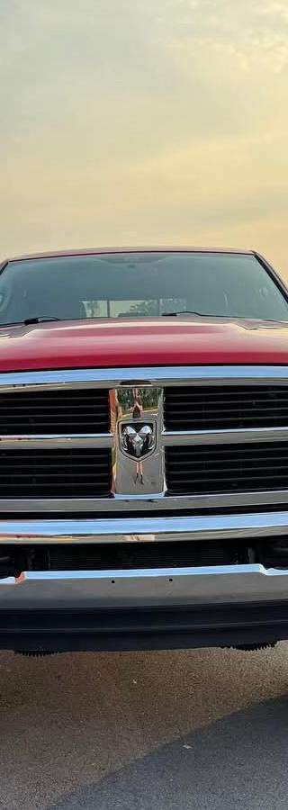 2011 Ram 3500 Laramie mega cab thumbnail 9