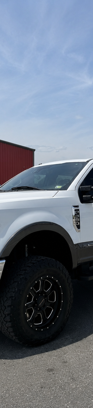 2017 Ford F-250 Super Duty Lariat Ultimate thumbnail 1