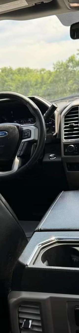 2017 Ford F-250 Super Duty Lariat Ultimate thumbnail 6