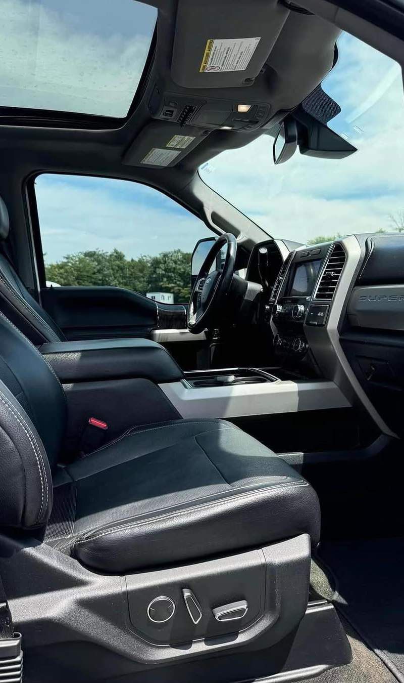 2017 Ford F-250 Super Duty Lariat Ultimate 7
