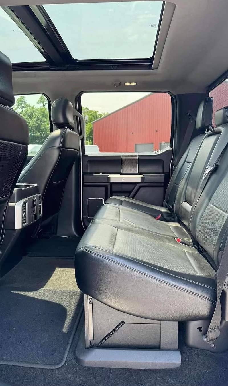 2017 Ford F-250 Super Duty Lariat Ultimate 8