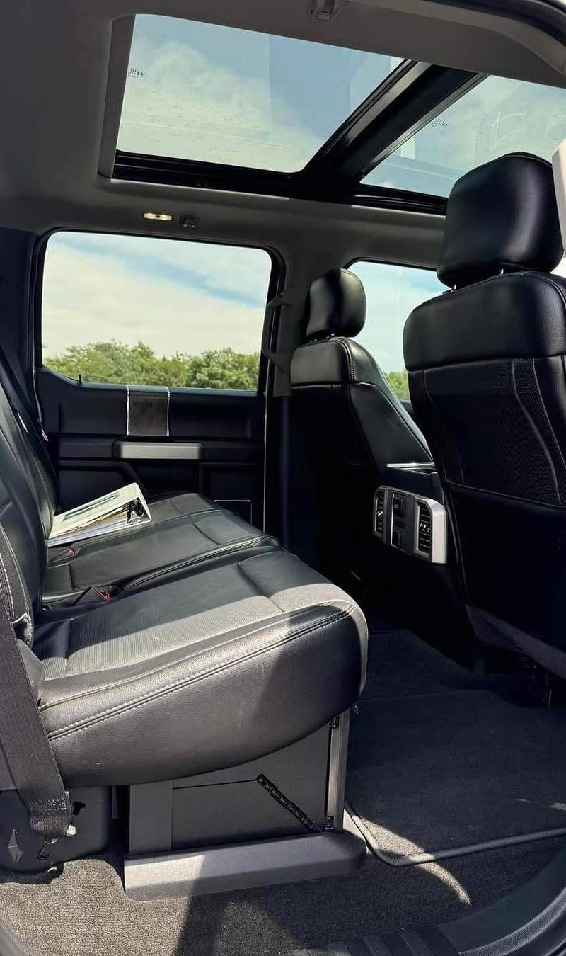 2017 Ford F-250 Super Duty Lariat Ultimate 9