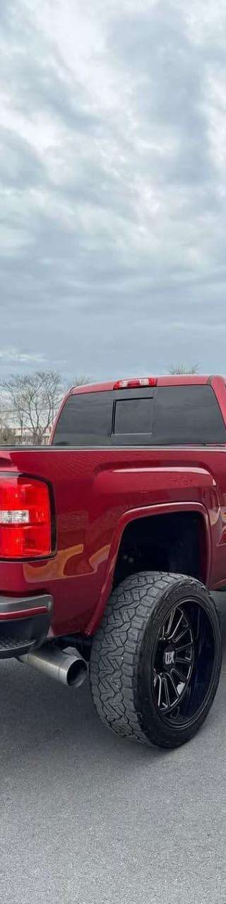 2018 GMC Sierra 2500HD Denali thumbnail 2