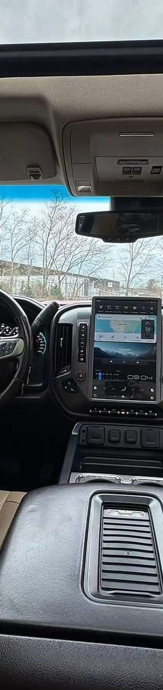 2018 GMC Sierra 2500HD Denali thumbnail 14