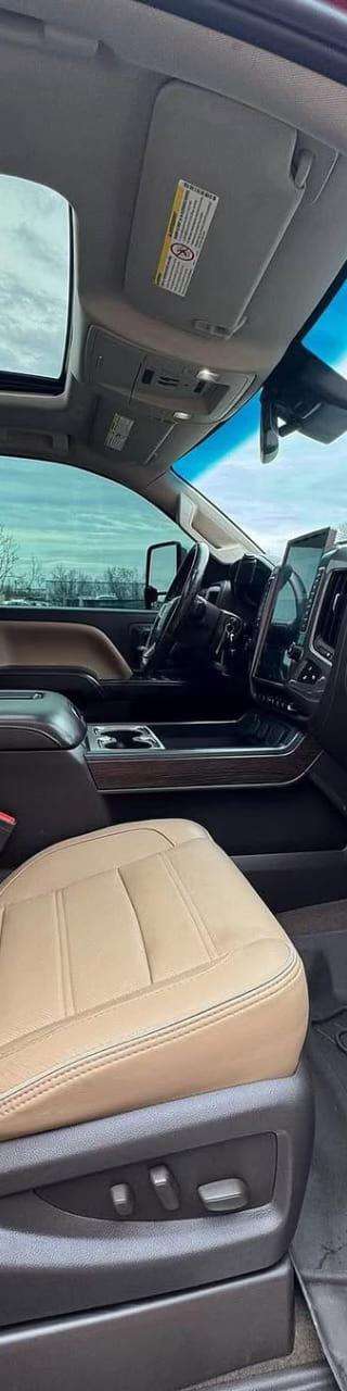 2018 GMC Sierra 2500HD Denali thumbnail 15