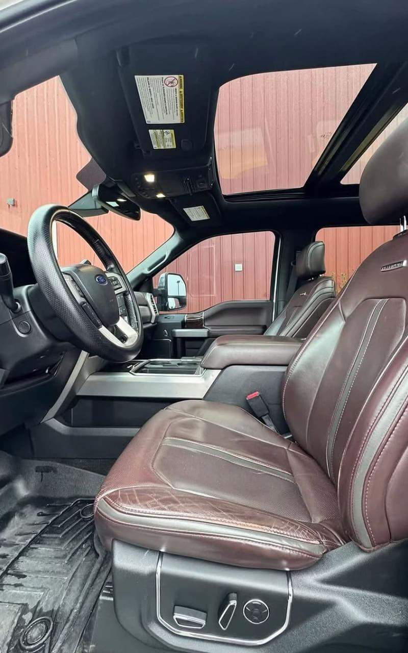 2017 Ford F-250 Super Duty Platinum 11