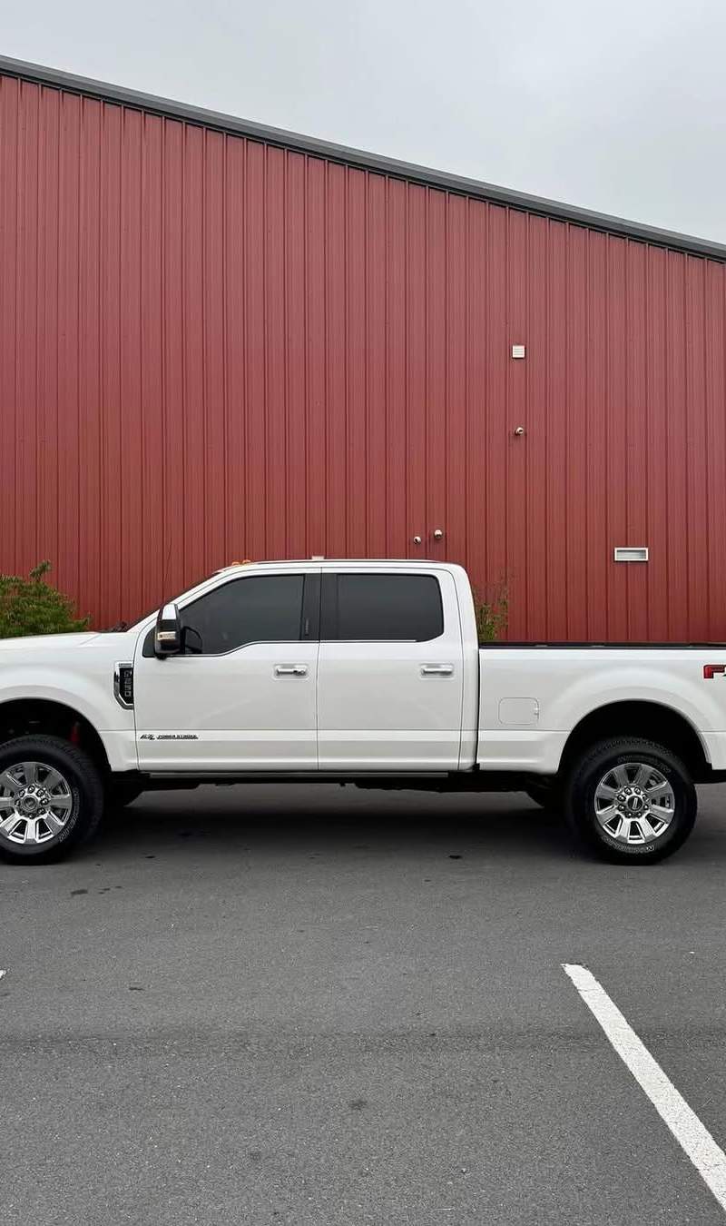 2017 Ford F-250 Super Duty Platinum 15