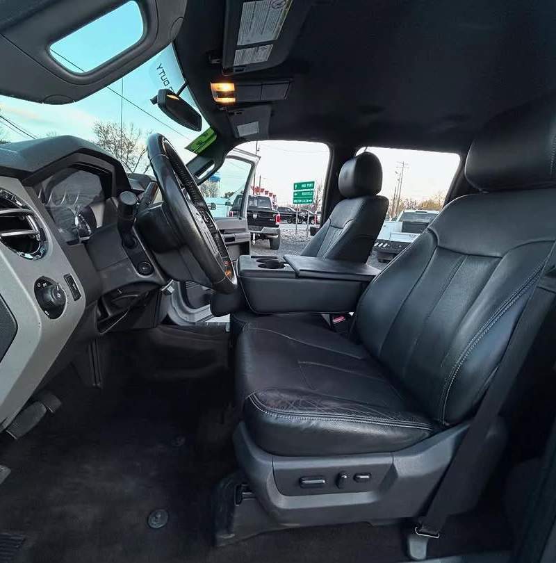 2015 Ford F-350 Super Duty Lariat 10