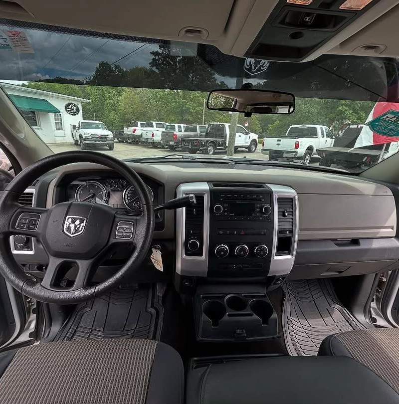 2012 Ram 2500 SLT 8