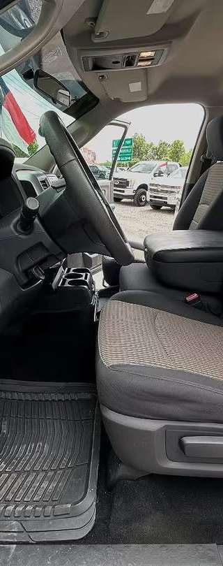 2012 Ram 2500 SLT thumbnail 9