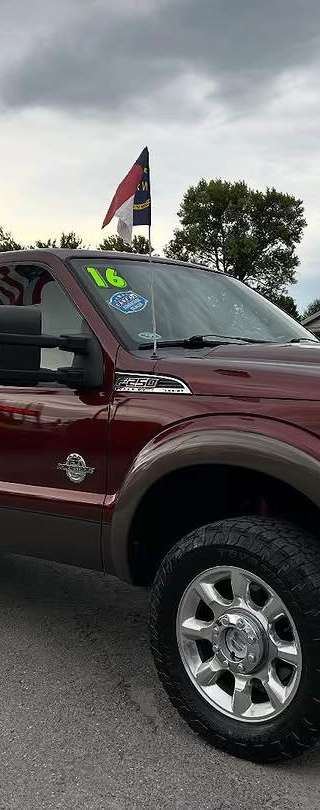 2016 Ford F-250 Lariat thumbnail 2