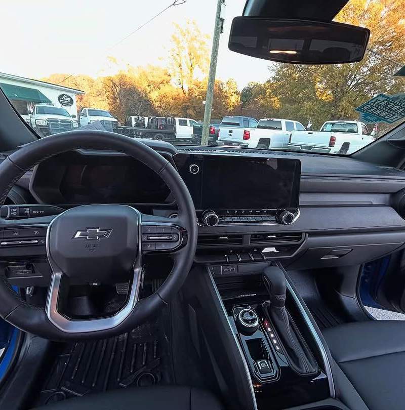 2025 Chevrolet Colorado Trail Boss 4x4 3