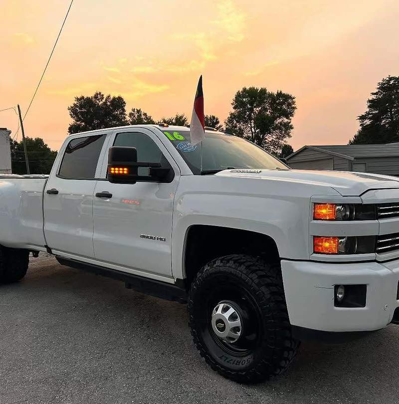 2016 Chevrolet Silverado 3500HD Duramax 2