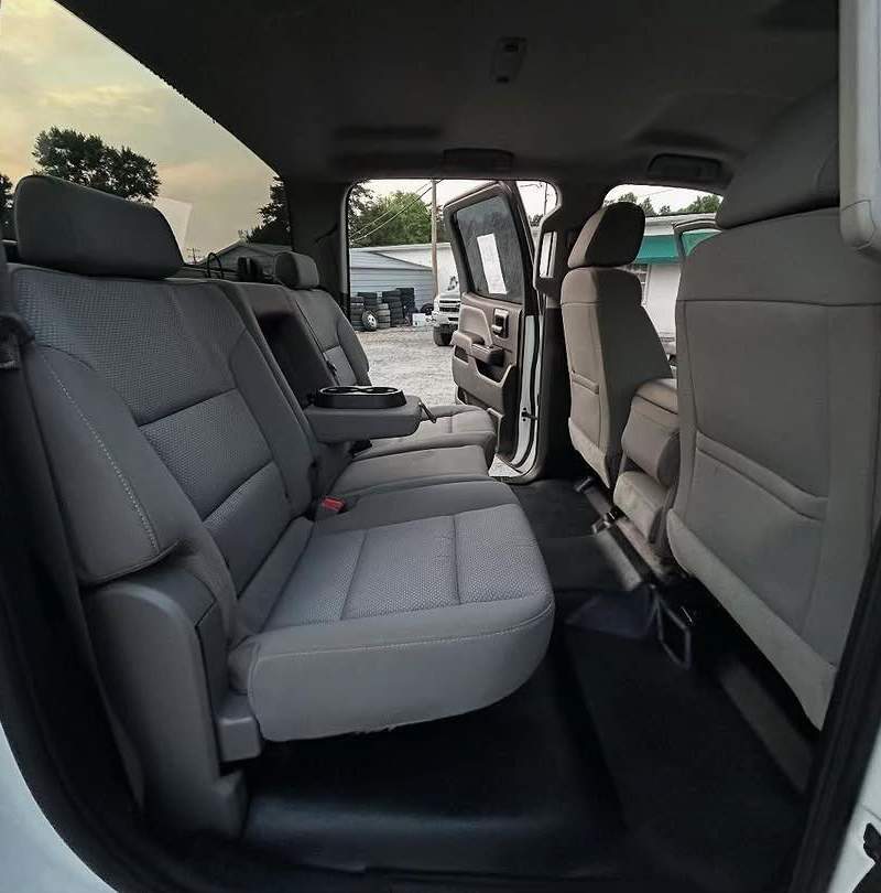 2016 Chevrolet Silverado 3500HD Duramax 10