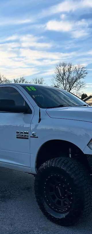 2018 Ram 2500 Tradesman thumbnail 2