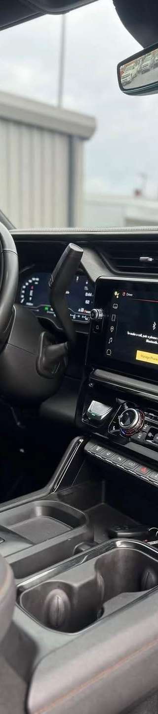 2024 GMC Sierra HD AT4 thumbnail 5