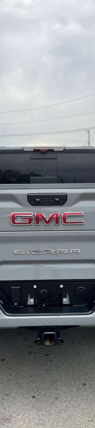 2024 GMC Sierra HD AT4 thumbnail 8
