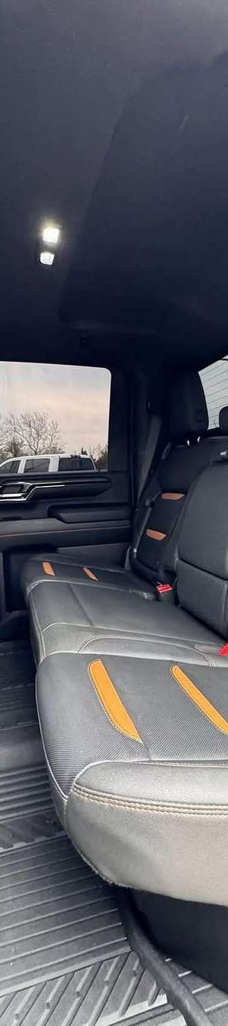 2024 GMC Sierra HD AT4 thumbnail 10