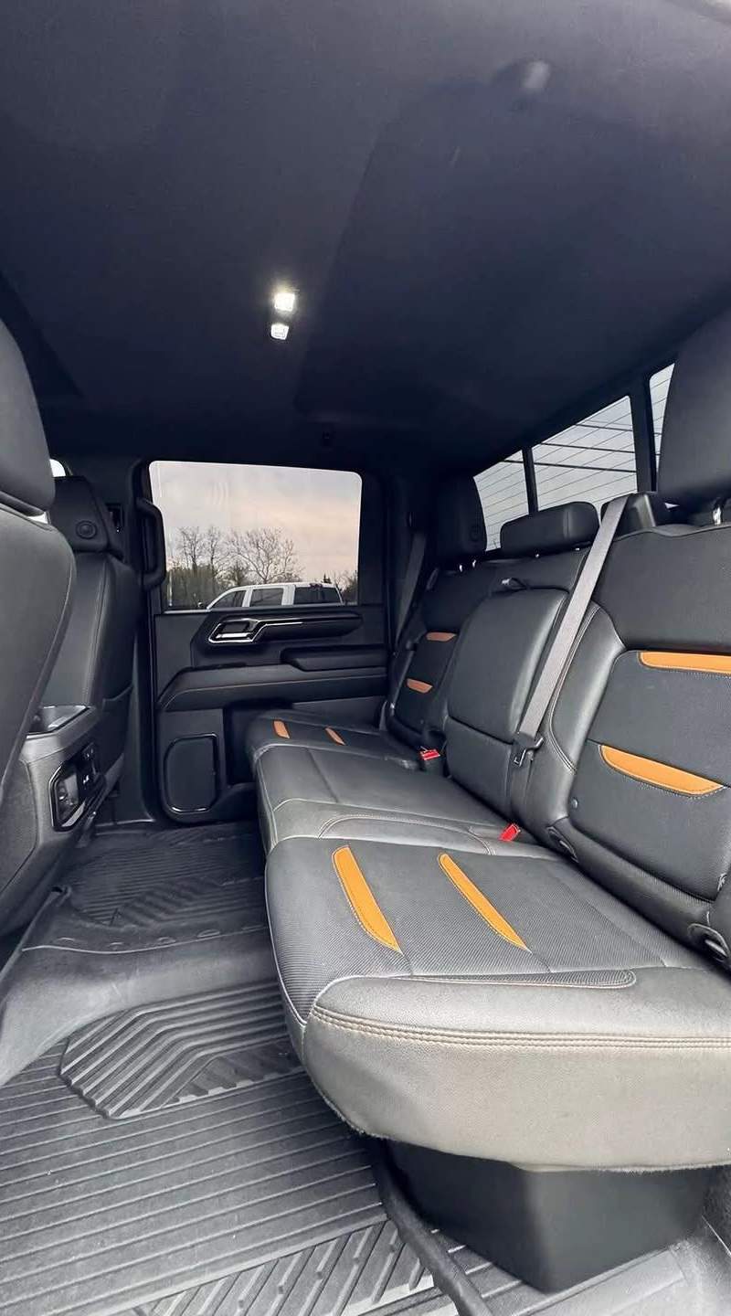 2024 GMC Sierra HD AT4 10