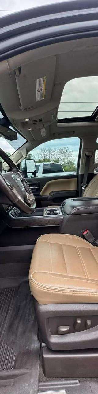 2019 GMC Sierra 2500HD Denali L5P Duramax thumbnail 8