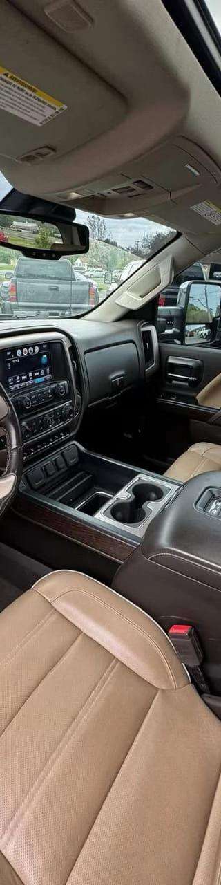 2019 GMC Sierra 2500HD Denali L5P Duramax thumbnail 9