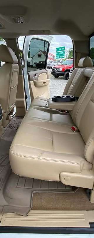 2013 Chevrolet Silverado 3500HD LTZ thumbnail 5