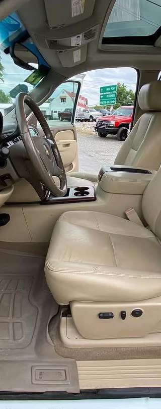 2013 Chevrolet Silverado 3500HD LTZ thumbnail 10