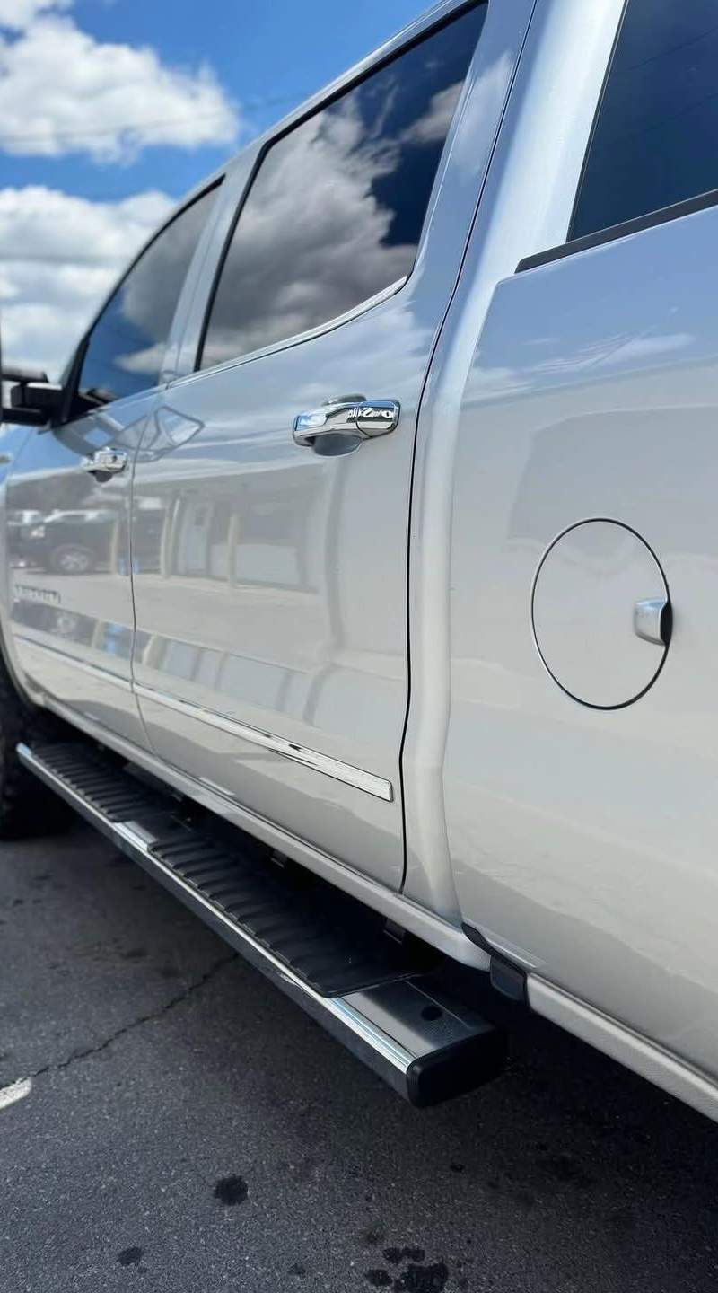 2018 GMC Sierra 2500HD Denali 8