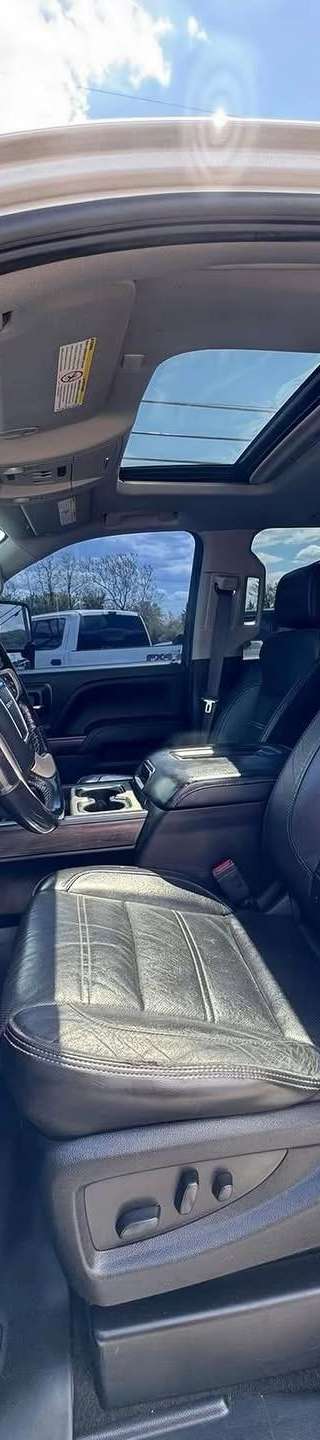 2018 GMC Sierra 2500HD Denali thumbnail 9