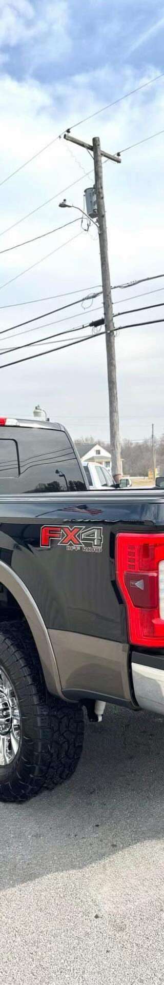 2017 Ford F-350 Super Duty King Ranch thumbnail 4