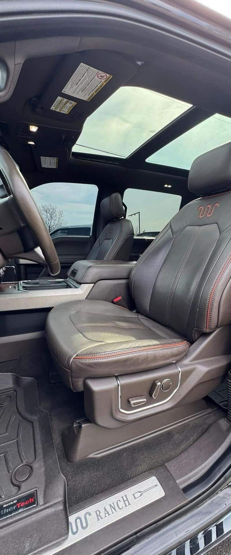 2017 Ford F-350 Super Duty King Ranch 10