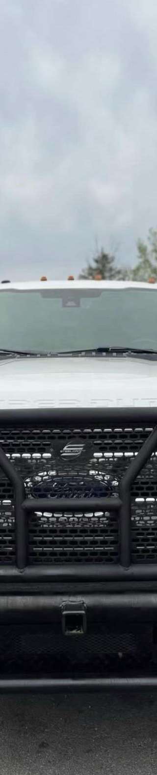 2018 Ford F-250 Super Duty Lariat thumbnail 2