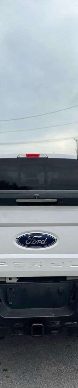 2018 Ford F-250 Super Duty Lariat thumbnail 5