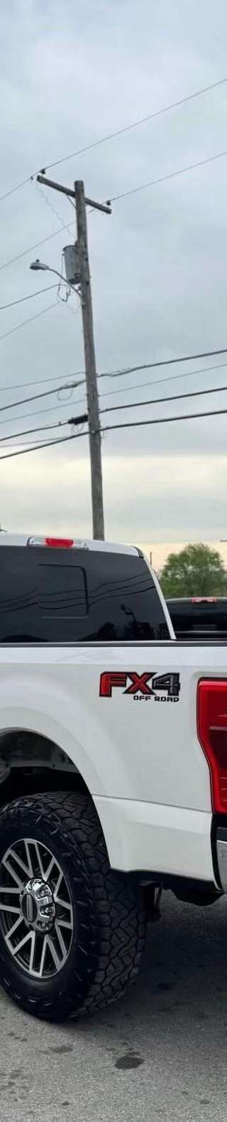 2018 Ford F-250 Super Duty Lariat thumbnail 8