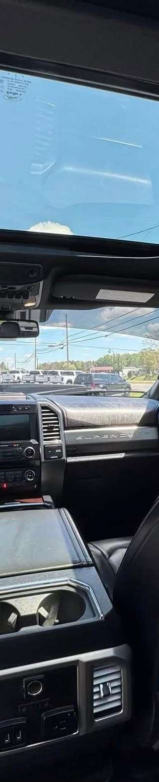 2017 Ford F-250 Super Duty Platinum  thumbnail 9