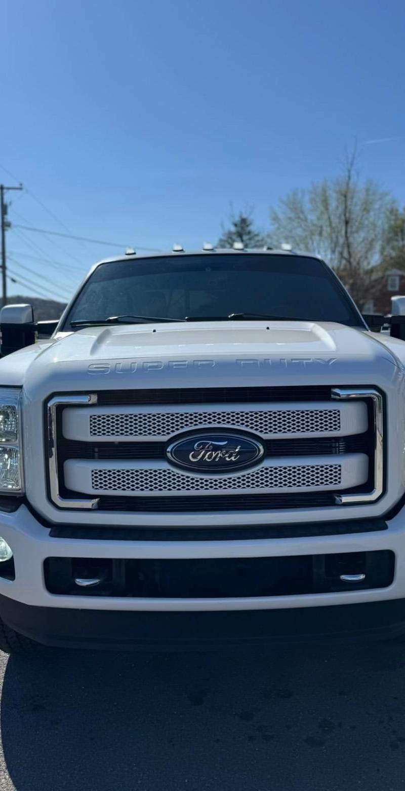 2016 Ford F-350 Super Duty Platinum CCLB 2