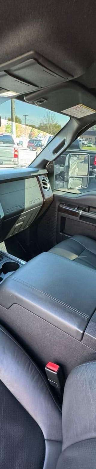 2016 Ford F-350 Super Duty Platinum CCLB thumbnail 11