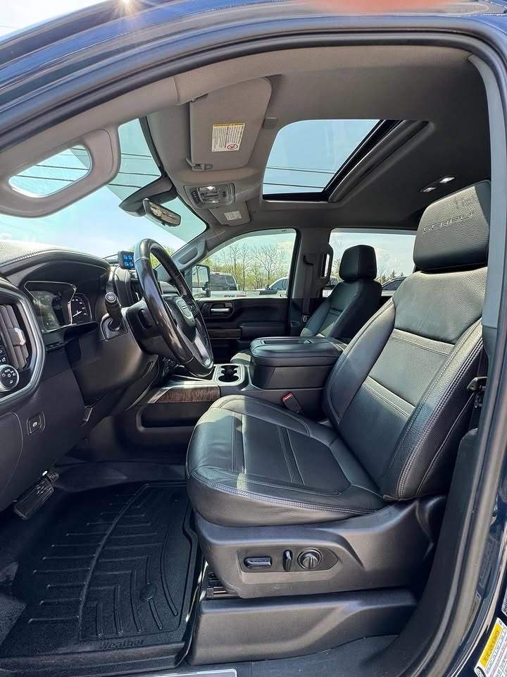 2021 GMC Sierra 2500HD Denali Ultimate 8