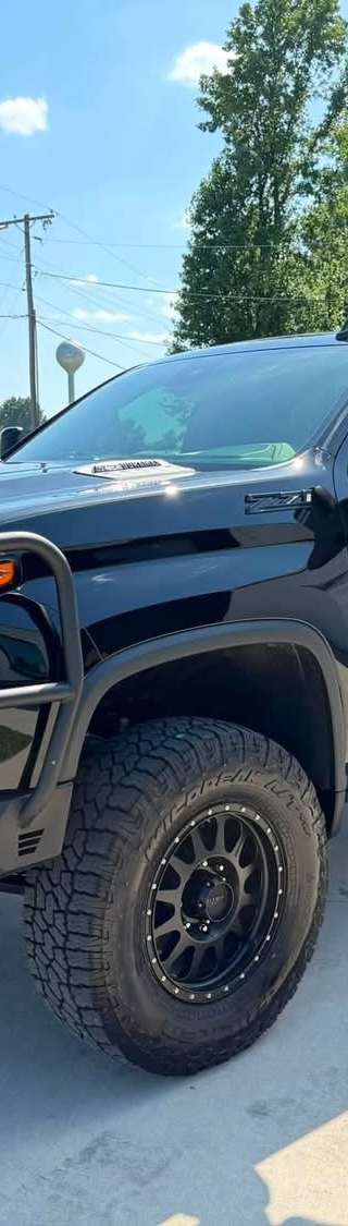 2025 Chevrolet  Silverado 2500HD  LTZ 4x4 thumbnail 1