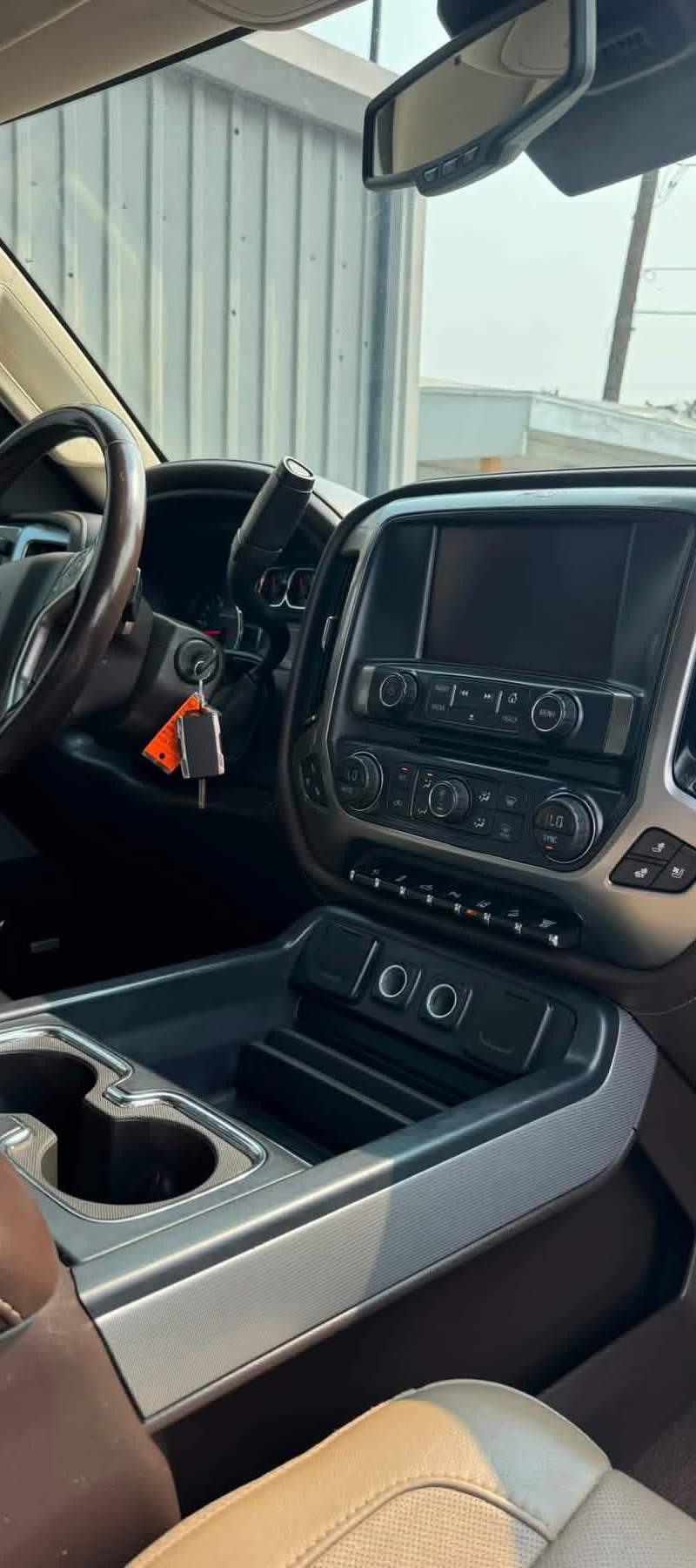 2017     Chevrolet     Silverado 2500HD     LTZ Z71 4
