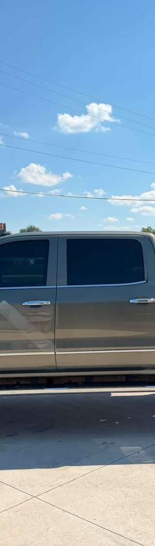 2017 gmc Sierra 2500HD Denali Denali thumbnail 1