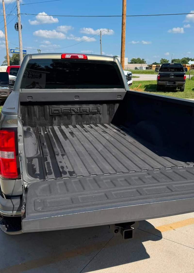 2017 gmc Sierra 2500HD Denali Denali 3